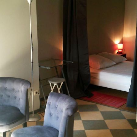 Charmant Studio Vieux Mans / Centre Le Mans Bagian luar foto