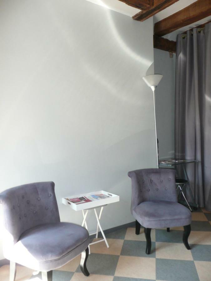 Charmant Studio Vieux Mans / Centre Le Mans Bagian luar foto